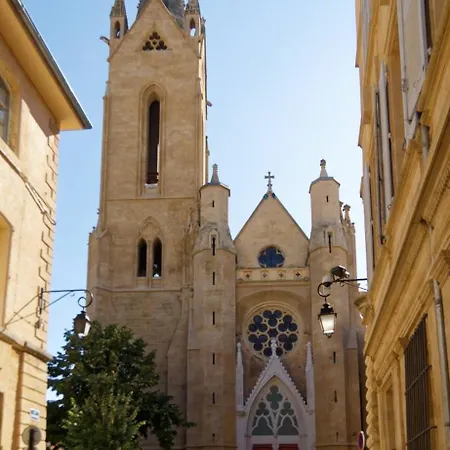 Les Quatre Dauphins Aixois * Aix-en-Provence